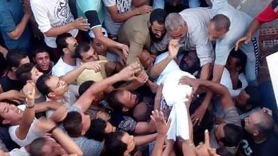 جنازة شعبية للطفلة «جنة» ضحية تعذيب جدتها في الدقهلية (فيديو)