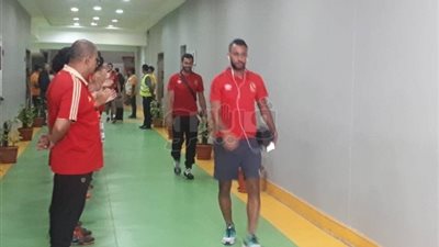 وصول الأهلي لملعب برج العرب لمواجهة كانو سبورت (صور)