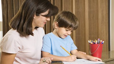 4 نصائح تساعد طفلك على التعلم والمذاكرة