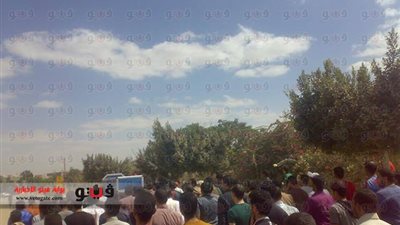 سرابيوم تشيع جثمان أحد أبنائها الموالين للجماعة المحظورة