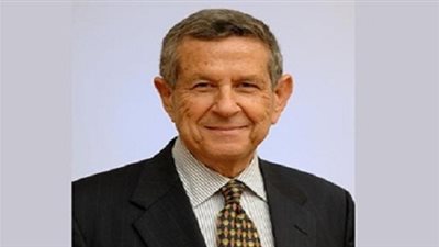 شاكر: أمريكا تعتبر الإخوان الأكثر اعتدالاً بين الحركات الإسلامية