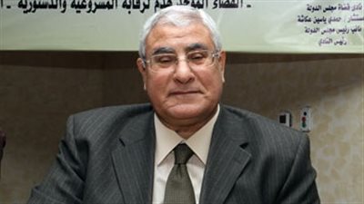 السلطان قابوس يهنئ 