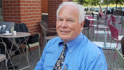 مخاوف من تحول مشكلة اللاجئين السوريين في لبنان إلى أزمة وجودية له.. الأمم المتحدة: ربع سكان لبنان لاجئون.. دخول 12 ألف لاجئ في الأسبوع.. 