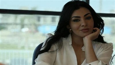 دفاع ميرهان حسين يقدم بلاغا ضد ضابط قسم الهرم بتهمة التعدي عليها