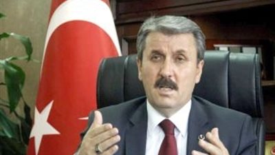 ترشيح أول امرأة محجبة لرئاسة بلدية في تركيا