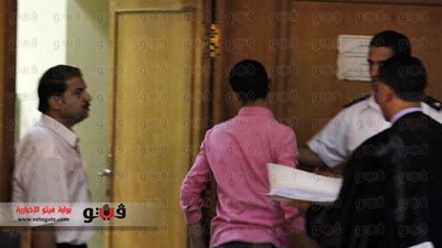 بالصور.. وصول المتهمين في آخر قضايا التحرش لمقر المحكمة