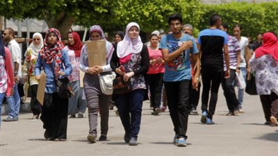 أزمة في التنسيق بسبب الإنترنت.. 53 ألف طالب يسجلون رغباتهم.. الإجازات ممنوعة والموقع يعمل 24 ساعة.. هندسة المطرية: الطلاب يواجهون انقطاع الإنترنت.. ومعهد الإحصاء: ليس لدينا مشكلات