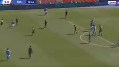 نابولي يهزم بريشيا بهدفين في الدوري الإيطالي (فيديو)