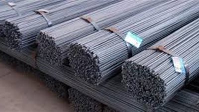 الغرفة التجارية: 300 جنيه تراجعا في سعر طن الحديد