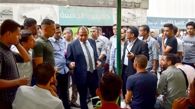 رئيس جامعة بني سويف يتفقد الكافتيريات ويشدد على الاهتمام بالنظافة