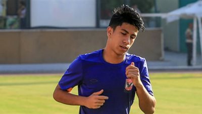 عمار حمدي يؤدي تدريبات تأهيلية بمران الأهلي