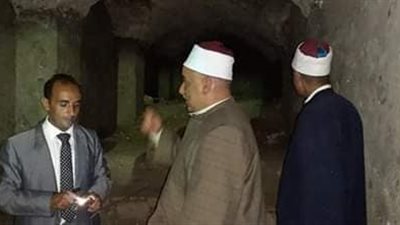 مدير الآثار الإسلامية ووكيل الأوقاف بالإسكندرية يتفقدان ترميم ضريح النبي دانيال