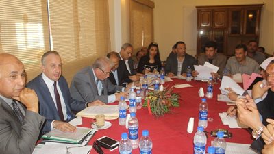 محافظ جنوب سيناء: حل مشكلات 15 شركة ومنشأة سياحية