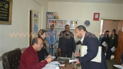 بالصور.. رئيس حي العجمي يعقد لقاء جماهيريا مع الأهالي