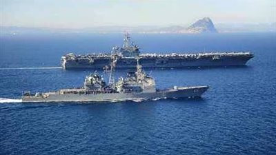 بوراج التحالف العربي تطالب البواخر في ميناء الحديدة بالمغادرة