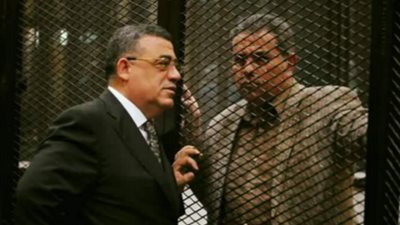 محامي توفيق عكاشة يعتزم رفع دعوى قضائية لإعادته للبرلمان