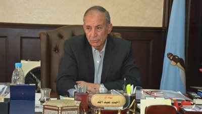 محافظ البحر الأحمر يشدد على حماية أراضى الدولة