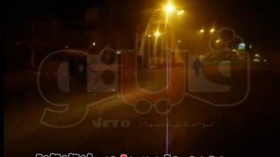 بالفيديو.. المتظاهرون يطلقون الألعاب النارية على الأمن بالدقهلية