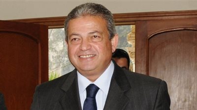 عاطف ديوان يناشد وزير الرياضة بإنقاذ نادي الشمس