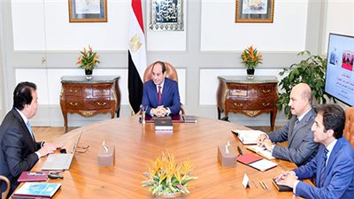 الرئيس وتطوير التعليم والبحث العلمي.. السيسي يكلف بإنجاز المشروعات وفقا للجداول الزمنية.. توفير الإمكانيات اللازمة لممارسة الأنشطة الطلابية المختلفة.. ويؤكد أهمية الجامعات التكنولوجية