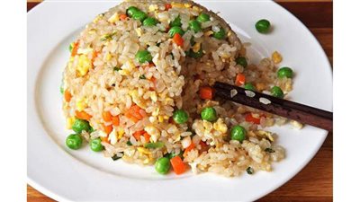 طريقة عمل الأرز البني بالخضروات