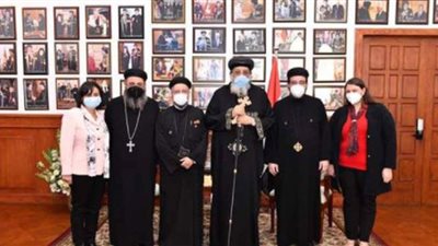 البابا تواضروس يتلقى تقريرًا عن خدمة الكنيسة القبطية في الفلبين