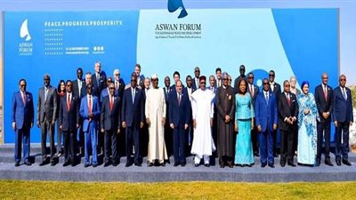 مصر تقود القارة السمراء.. تكريم وجائزة.. تفاصيل إنجازات الرئيس السيسي خلال رئاسة مصر للاتحاد الأفريقي.. وتطور قطاع الطرق والنقل