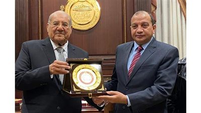 رئيس الشيوخ يستقبل رئيس جامعة بني سويف ويؤكد أهمية التعاون مع الجامعات