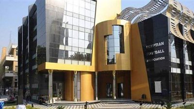 لعب 16 مباراة تقاضي فيها 25 مليون جنيه.. تعرف على أغلى لاعب في مصر