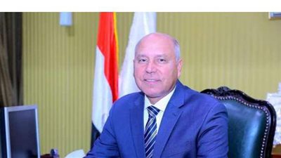 وزير النقل: أتواصل مع ساويرس لتوضيح النقاط العالقة بمشروع القطار الكهربائي