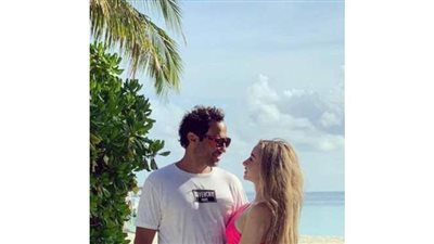 ضحك ولعب وحب.. يوميات أحمد فهمي وهنا الزاهد على إنستجرام