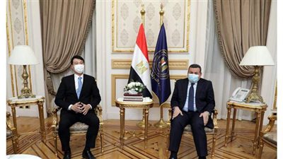 أسامة هيكل يبحث سبل التعاون المشترك مع سفير كوريا الجنوبية