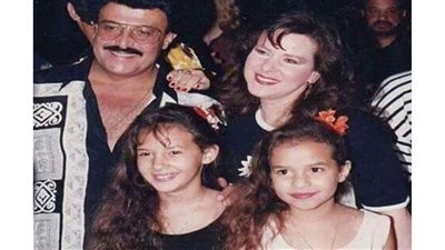 10 صور لجميلة السينما دلال عبد العزيز.. تصغر سمير غانم بـ23 عاما