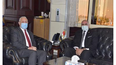 محافظ الأقصر: علينا الاستفادة من الكوادر العلمية والبحثية | صور