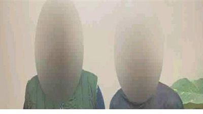 أول صورة لشقيقين قتلا عامل بناء بسبب خلافات مالية بينهما بدار السلام