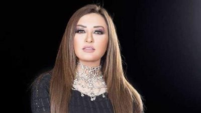 طلب مؤثر من الفنانة لطيفة لجمهورها
