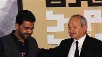 بعد شهر من قرار الاعتزال.. الشاعر عمرو حسن يعلن عن تنظيم حفل