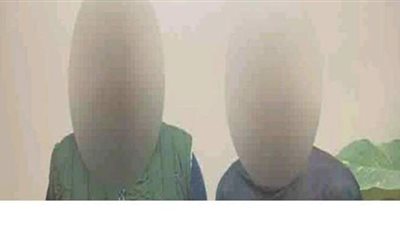 «لتمثيل الجريمة»... نيابة دار السلام تصطحب شقيقان قتلا عامل بناء إلى محل الواقعة