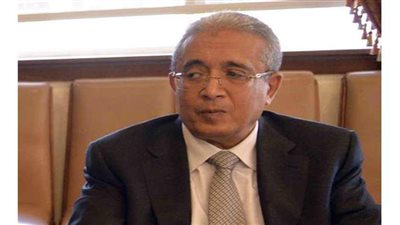 برلماني: بعض وزراء الحكومة أيديهم مرتعشة | فيديو