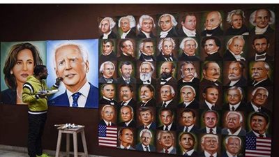 لوحة الانتقال السلمي للسلطة.. فنان هندي ينصب بايدن قبل 