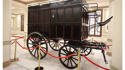 3 معلومات لا تعرفها عن مركبة البريد الأثرية المهداة لوزارة الاتصالات