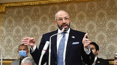 حسام المندوه يطالب بمواجهة معاهد 