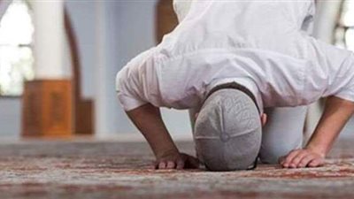 هل يجب كشف الجبهة في الصلاة؟.. دار الإفتاء تجيب