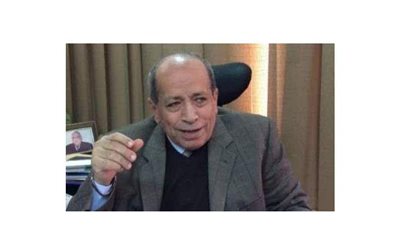 الدواجن على طريق البطاطس.. انهيار في الأسعار وتوقعات بخروج المربين من دورة الانتاج..درويش : العالم يواجه أزمة في الاعلاف..وتنفيذ الحلول مكبل بالروتين وسيطرة الزراعة على صندوق دعم المربين