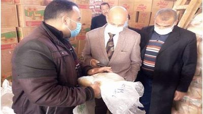 أول إجراء من صحة الشرقية بعد حملة على مخزن لتعبئة السكر بمشتول| صور