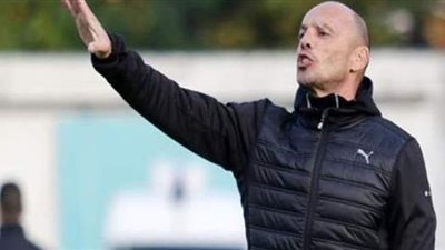 الإسماعيلي: تاكيس المرشح الأول لتدريب الفريق.. والمفاوضات جارية