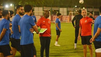 في غياب الشناوي.. موسيماني يعلن قائمة الأهلي لمواجهة المقاولون العرب