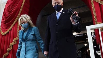 لمدة 100 يوم| أمر تنفيذي من بايدن بارتداء جميع الأمريكيين الكمامات