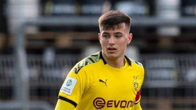 رسميا| فيفا يوافق على تمثيل لاعب بروسيا دورتموند لمنتخب تونس