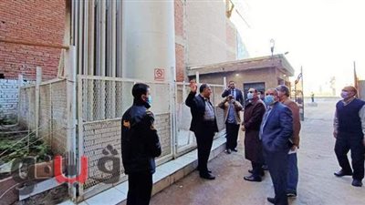 محافظ الشرقية في زيارة تفقدية لمستشفى منيا القمح